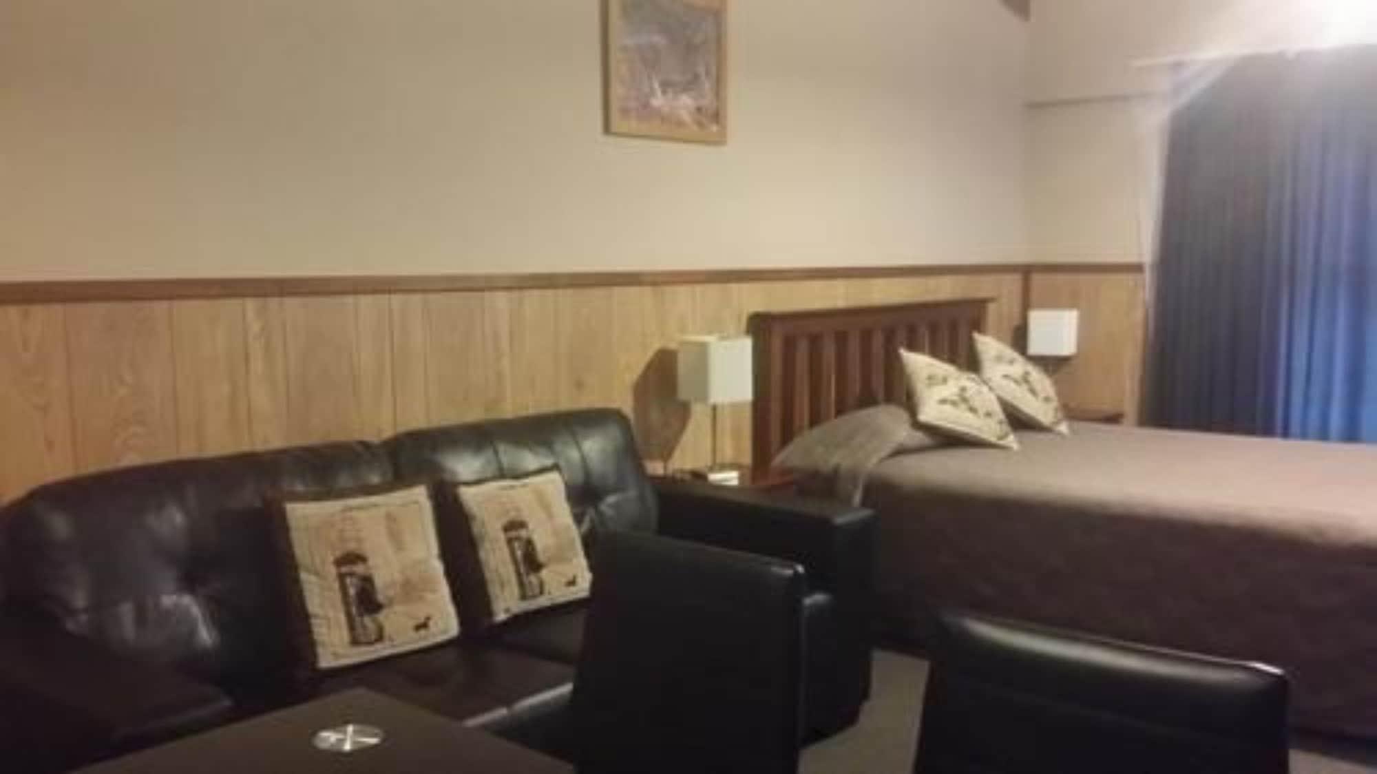 Fairy Springs Motel Роторуа Екстериор снимка