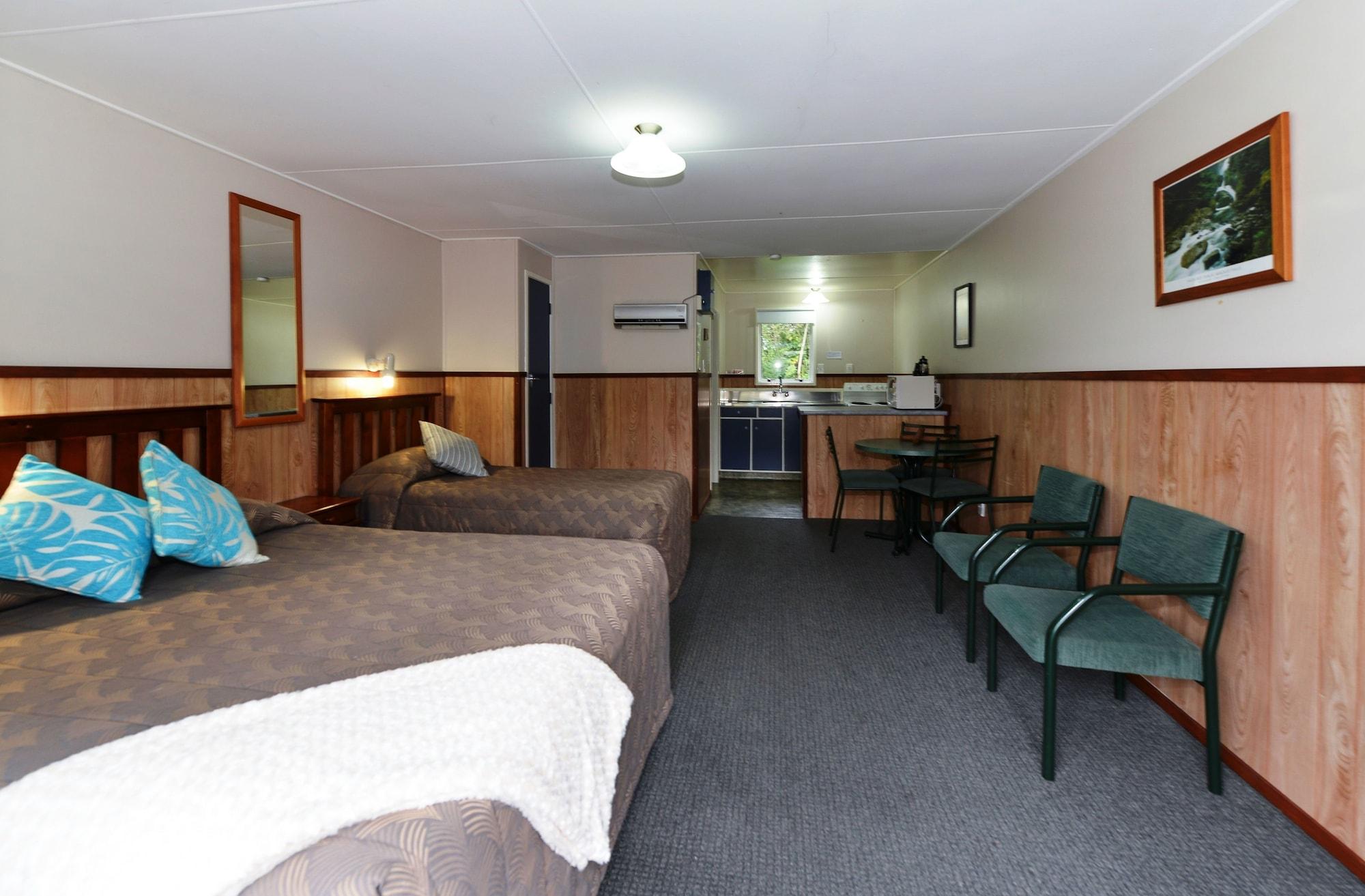 Fairy Springs Motel Роторуа Екстериор снимка