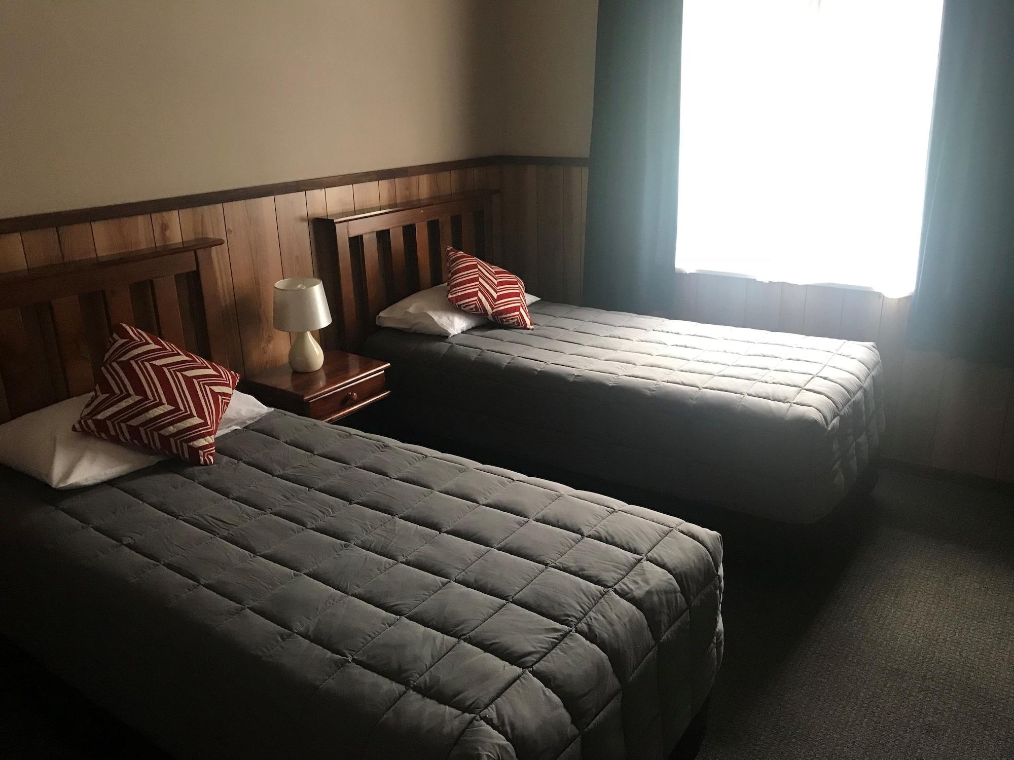 Fairy Springs Motel Роторуа Екстериор снимка