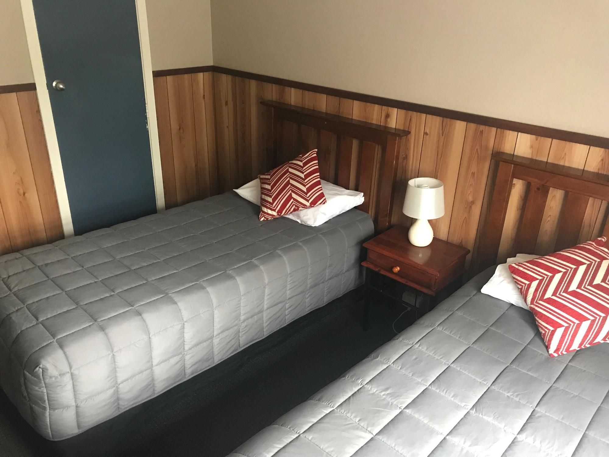 Fairy Springs Motel Роторуа Екстериор снимка