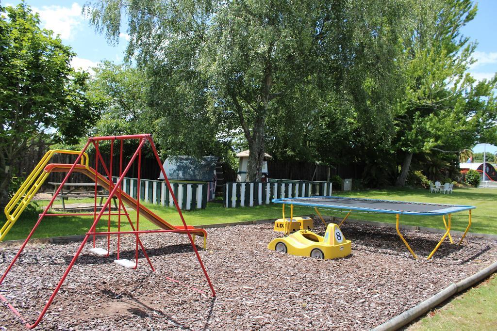 Fairy Springs Motel Роторуа Екстериор снимка