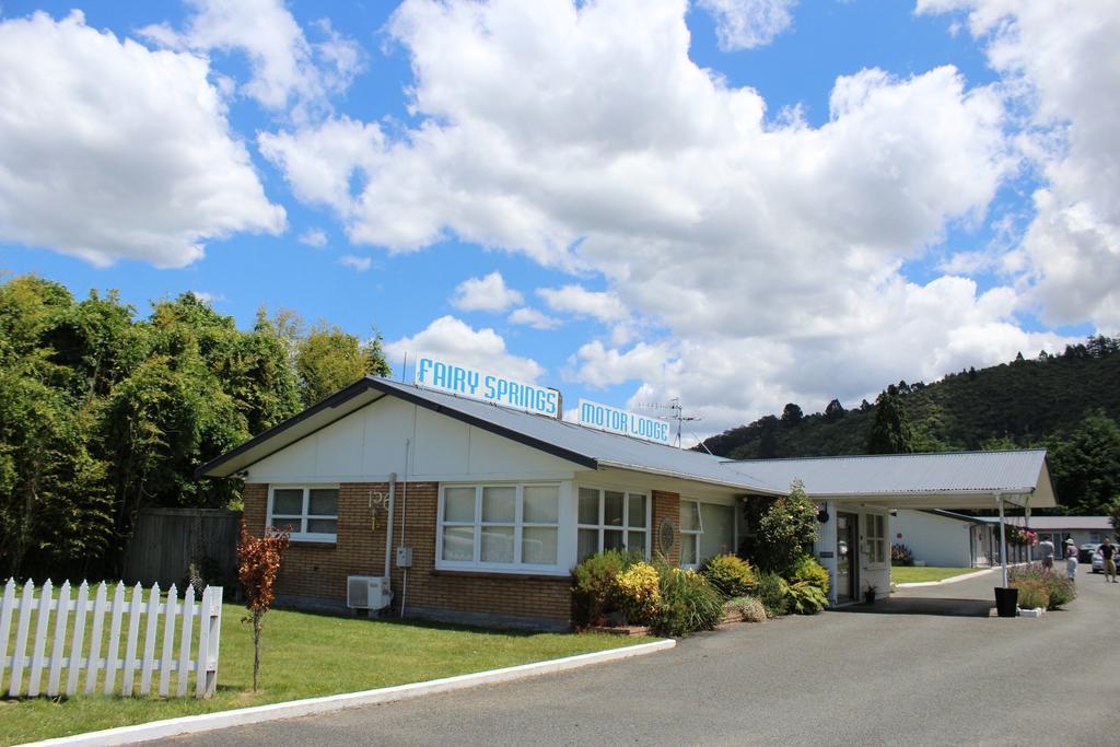 Fairy Springs Motel Роторуа Екстериор снимка